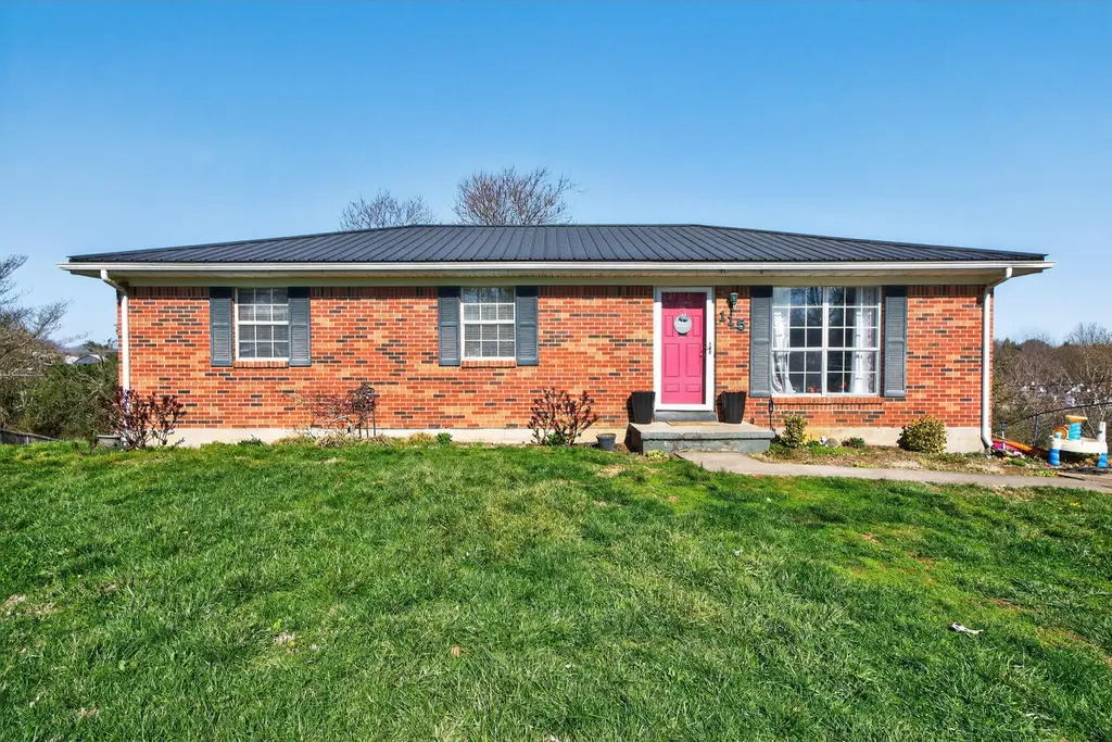 115 Overlook Ct