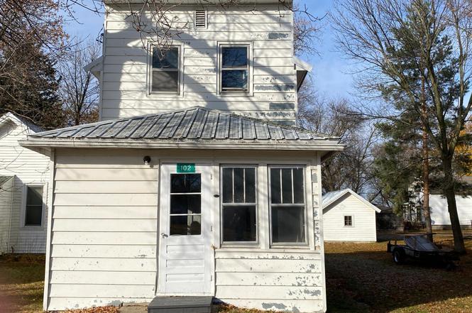 102 Main St