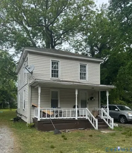 318 E Pinner St