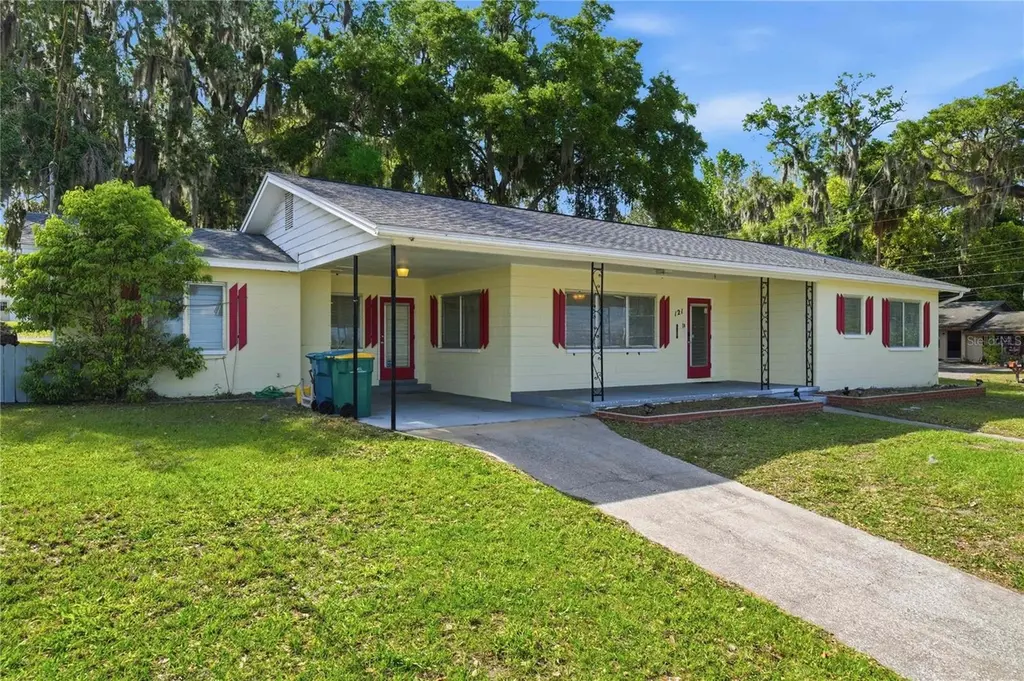 121 N Seminole Ave
