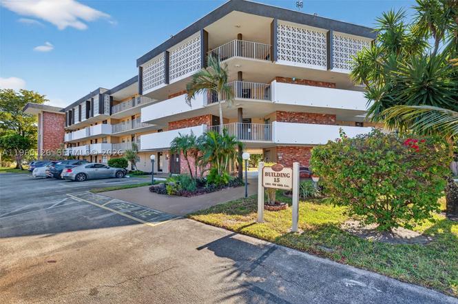 2901 NW 46th Ave #306