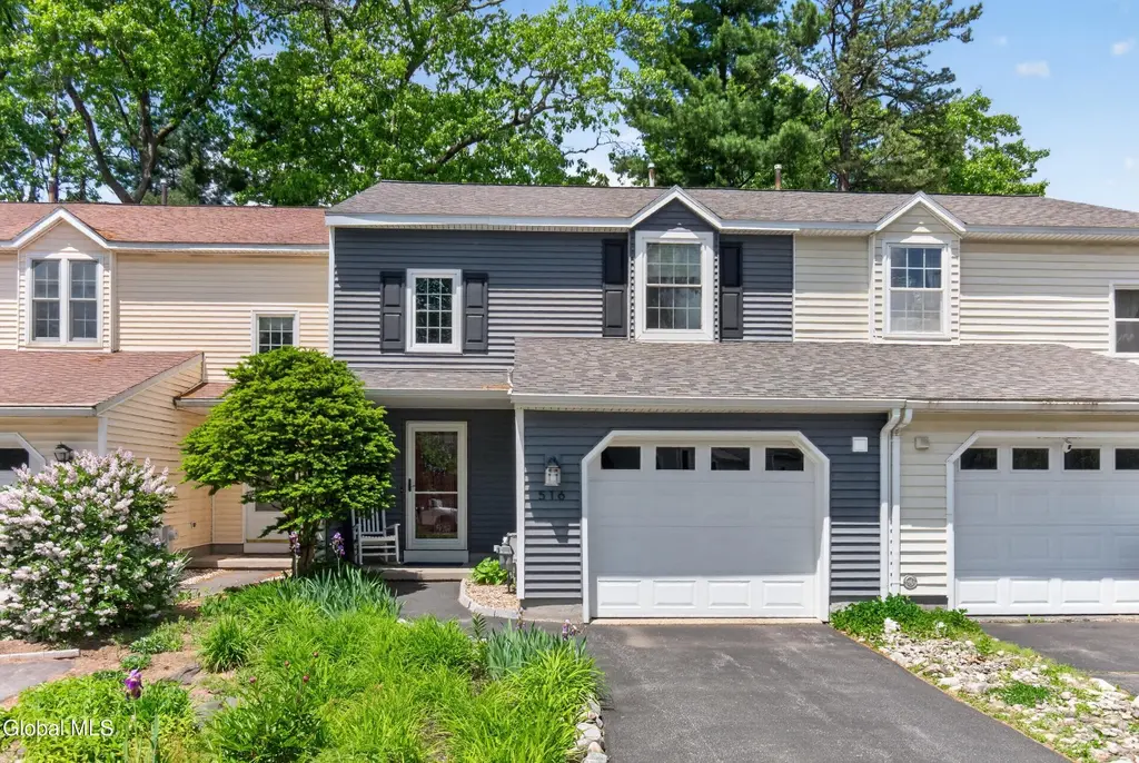 516 Elk Cir