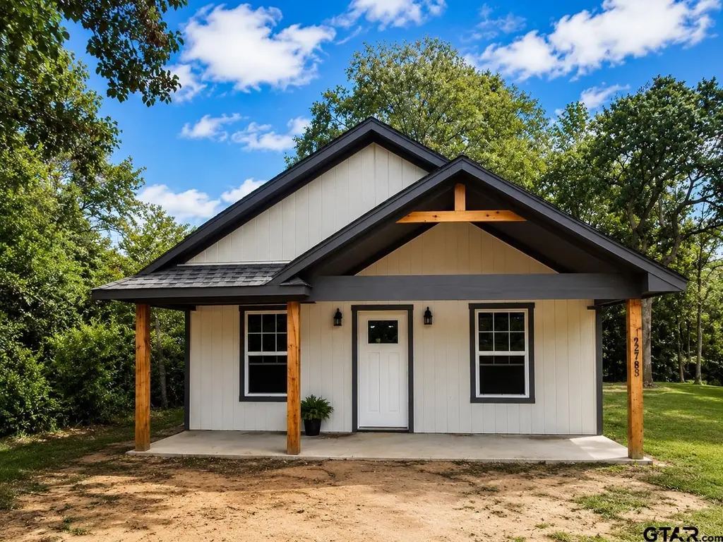 22789 Creekwood Dr