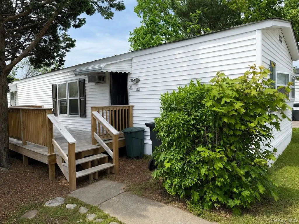 1964 River Rd #106