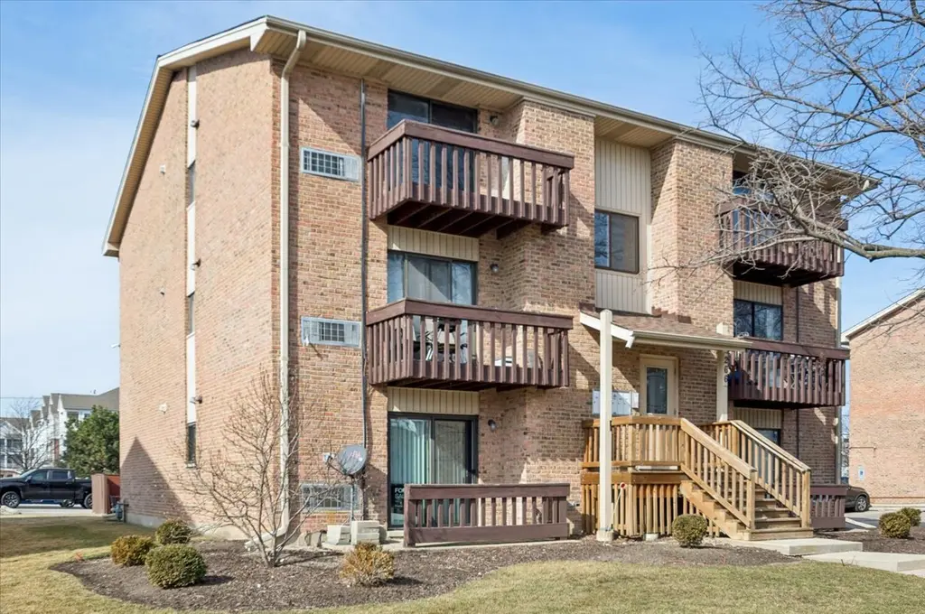 266 12th St Unit 3A