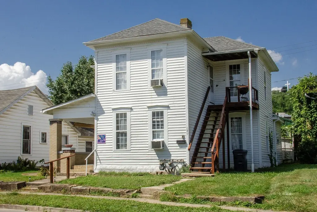 190 Myers St