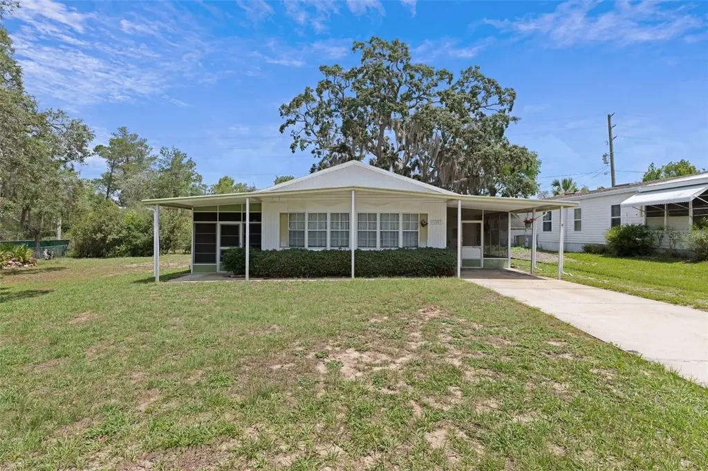 12115 Fairway Ave