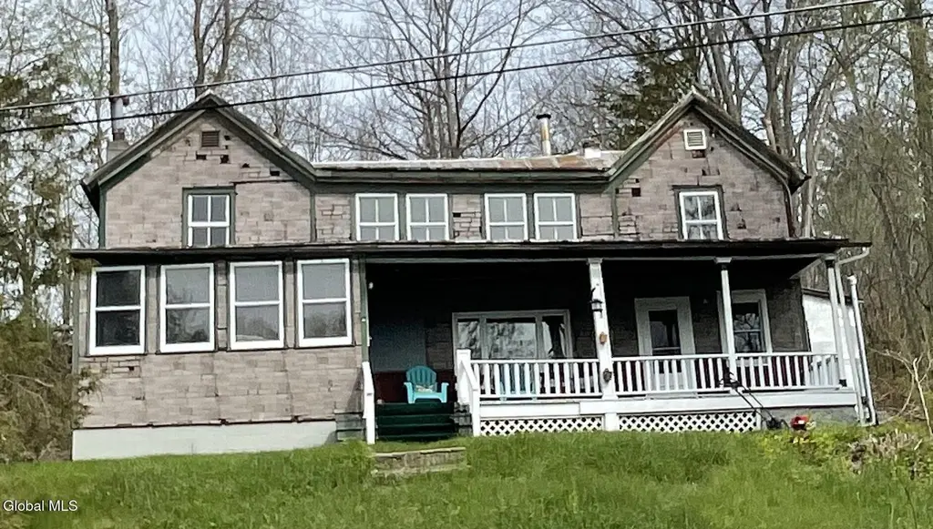 523 Enders Ave