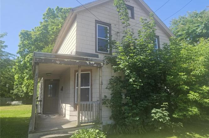 463 Mount Zoar St