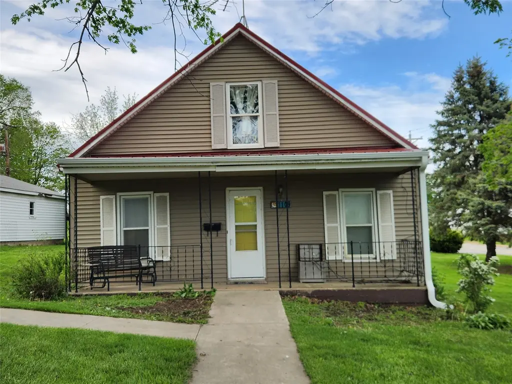 1109 E Montgomery St