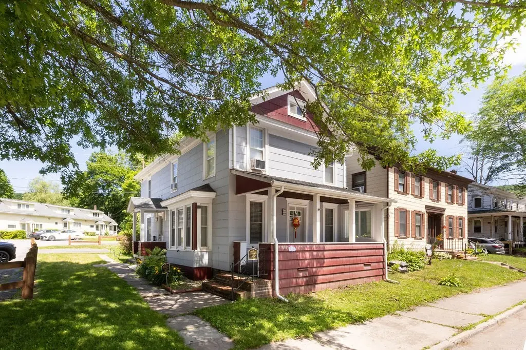 687 Main St