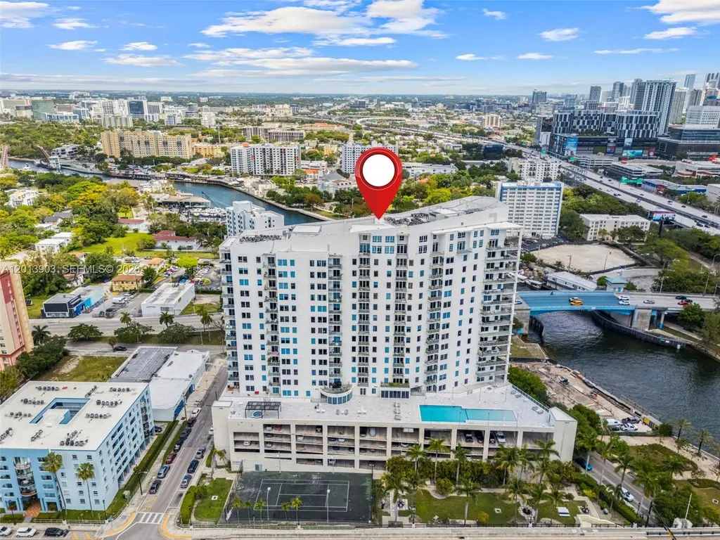 10 SW South River Dr #1506