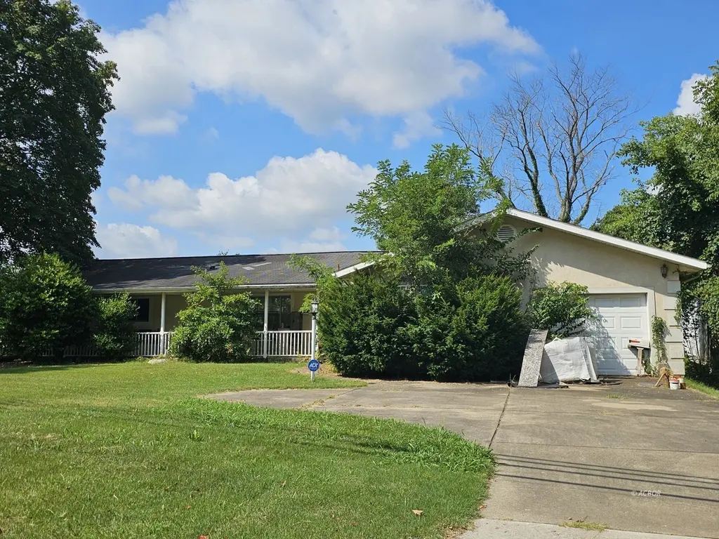 511 Co Rd 411