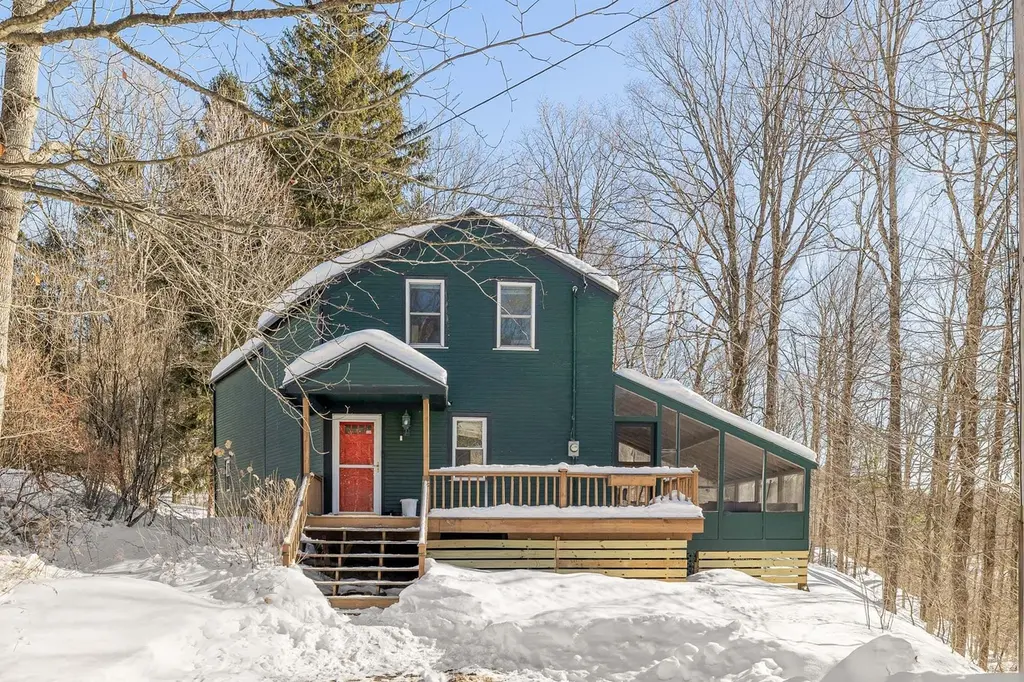 84 Old Mansfield Rd