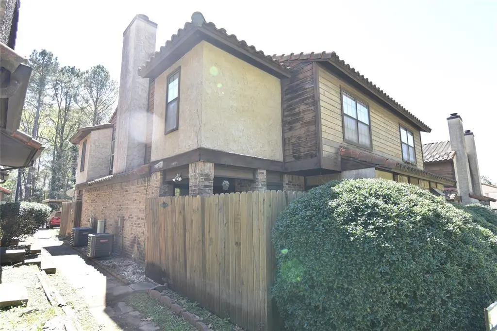 5454 Financial Plz Unit 13C