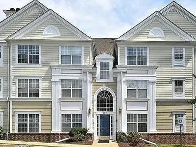 102 Kendrick Pl