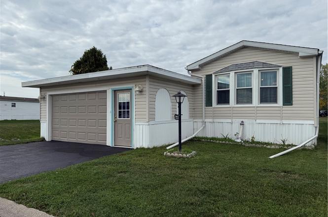 648 Birchwood