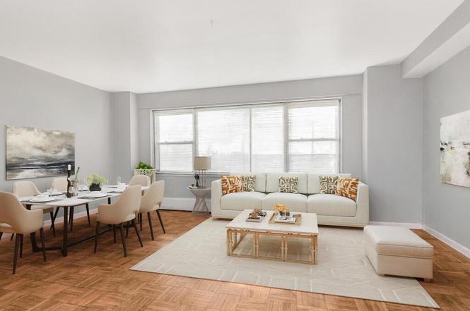 4 Fordham Hill Oval Unit 1A