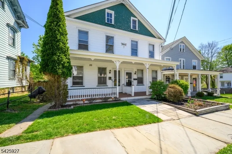 18 Church St