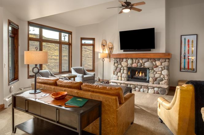 2355 Ski Time Square Dr #123