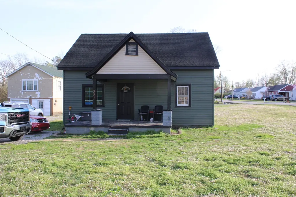 321 W Short St