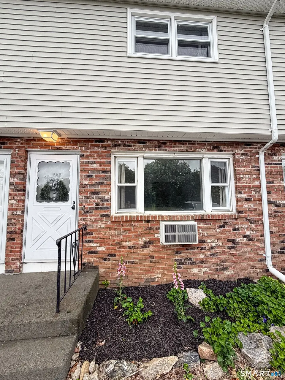 96 Canterbury Rd Unit B