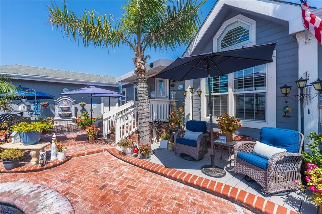 21851 Newland #268