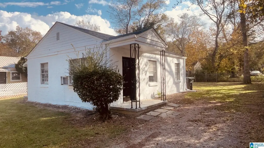 1529 Meadow Ct