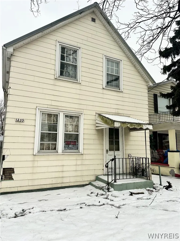1259 Walden Ave