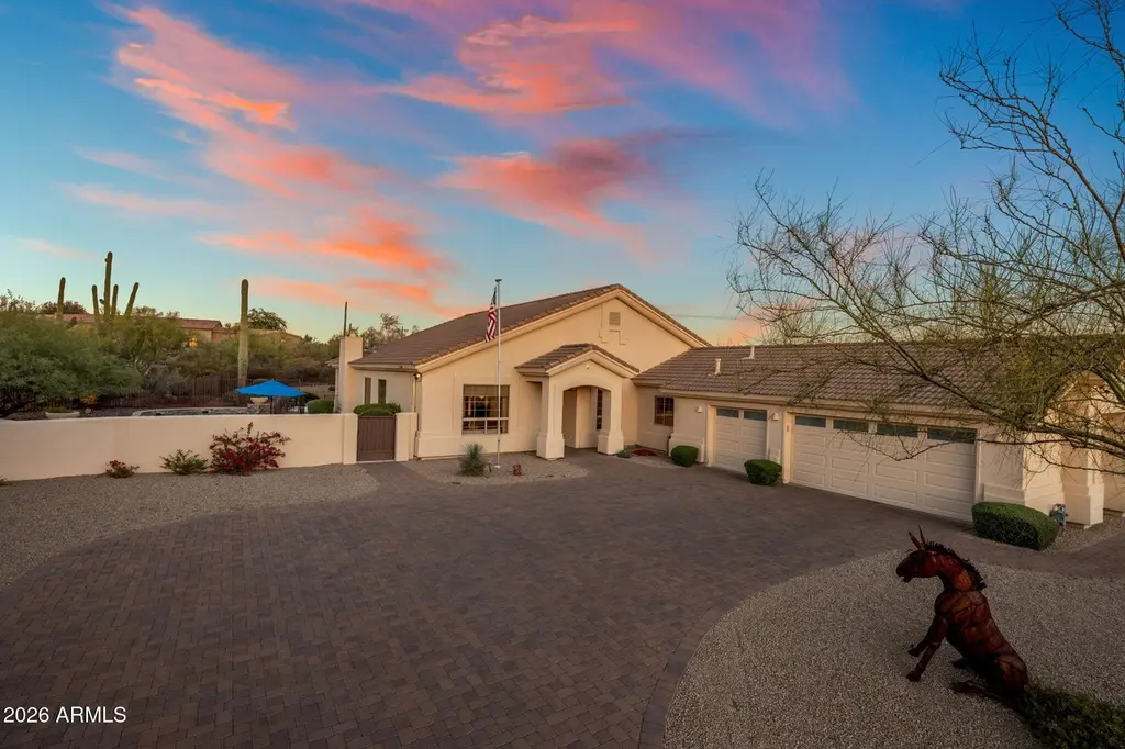 34611 N Sunset Trl