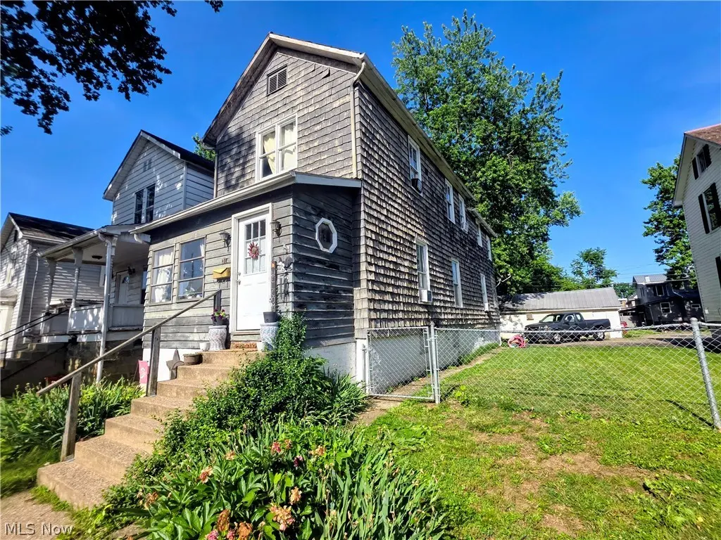 314 Harmar St
