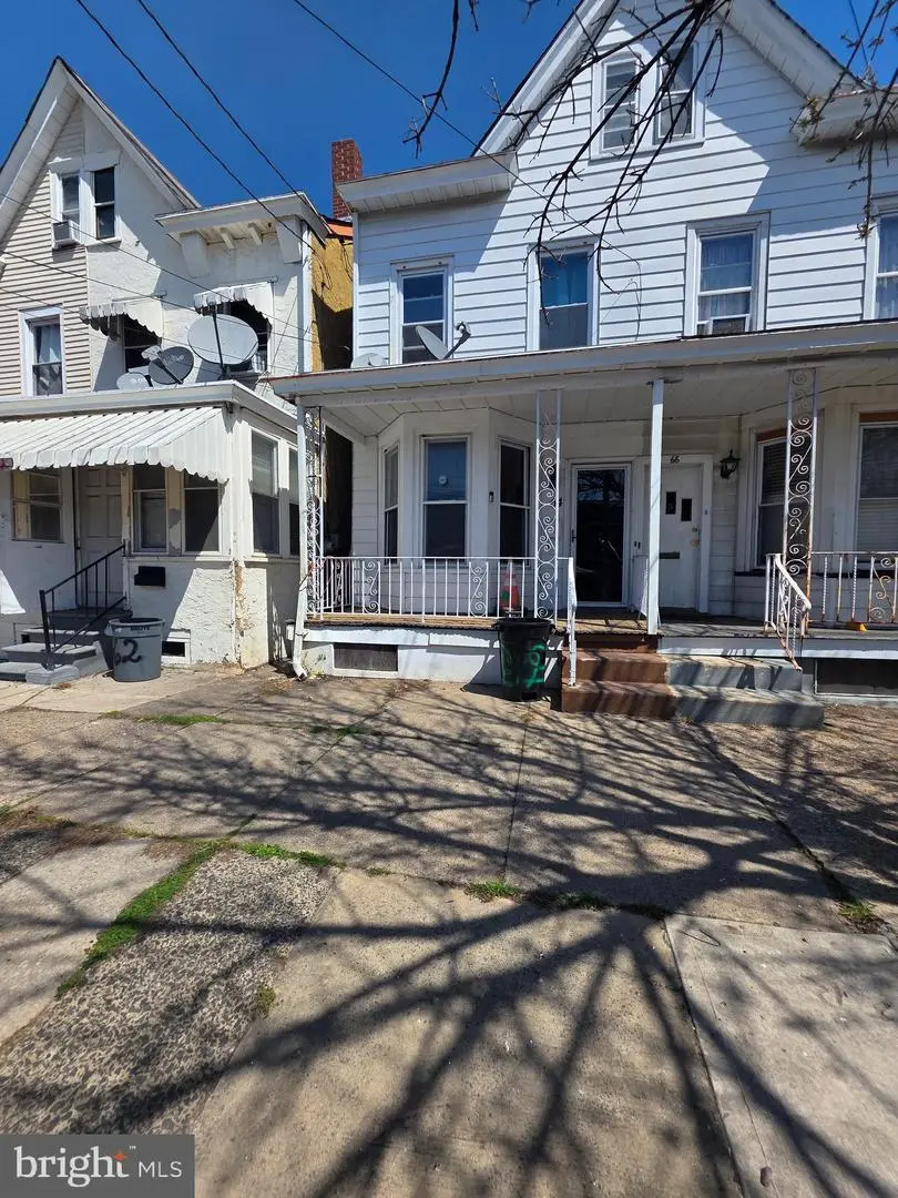 64 Washington St