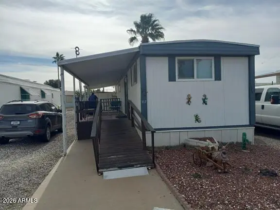 1925 S Arizona Blvd #117