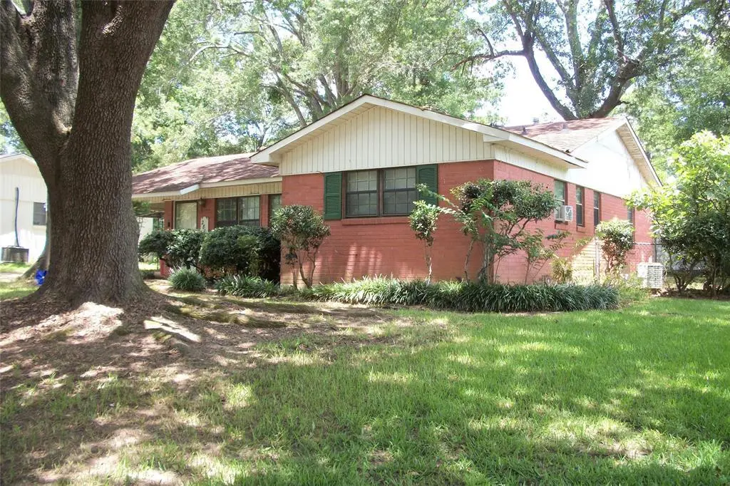 2806 Kaylin Dr