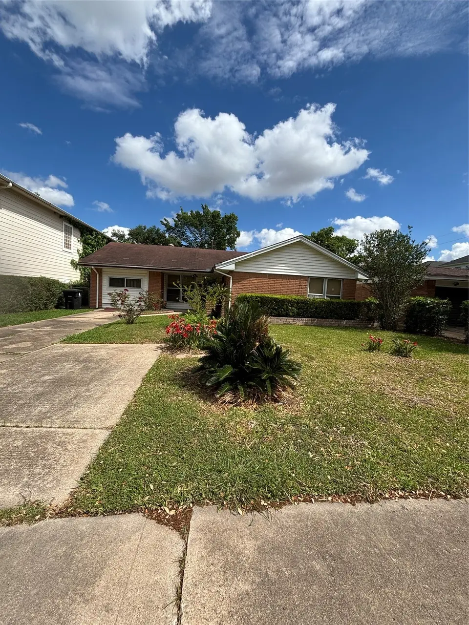 2630 Tidewater Dr