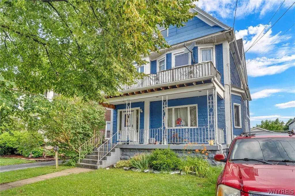 32 Richfield Ave