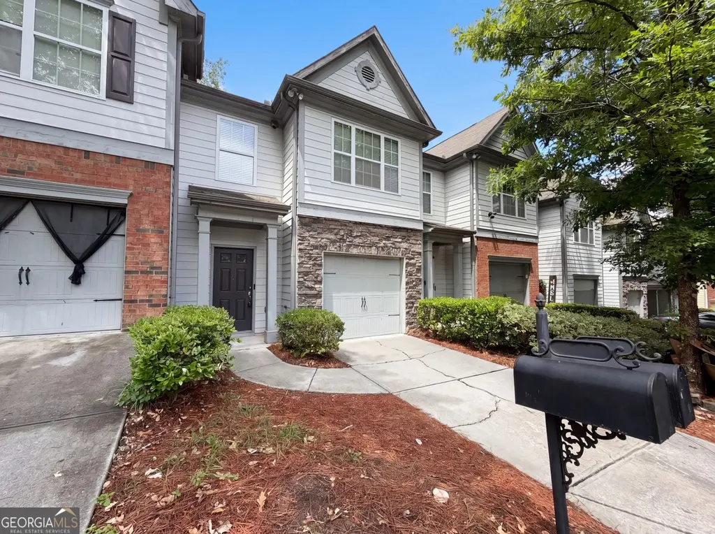 471 Tufton Trl SE