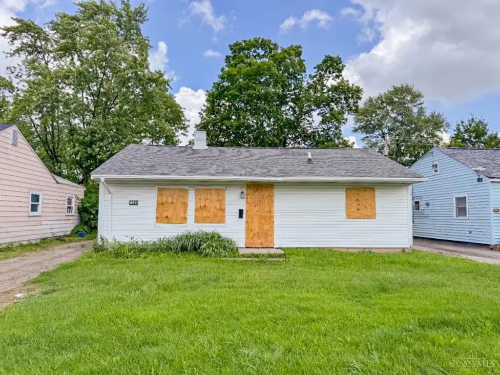 1048 S James Rd