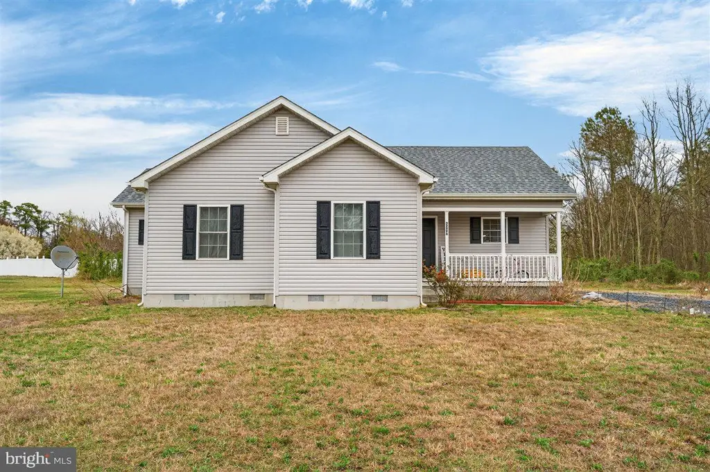 32998 Forest Knoll Dr