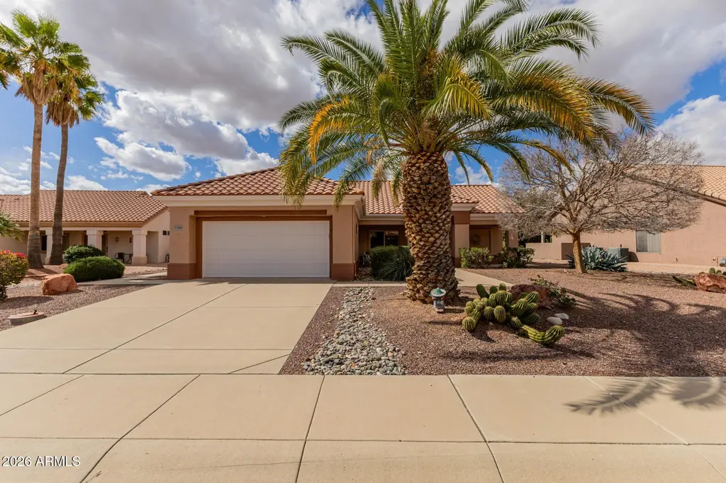 22808 N Cherokee Ln