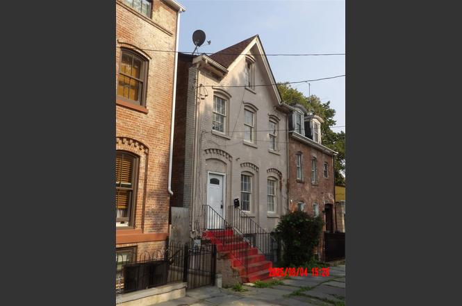 113 Lander St