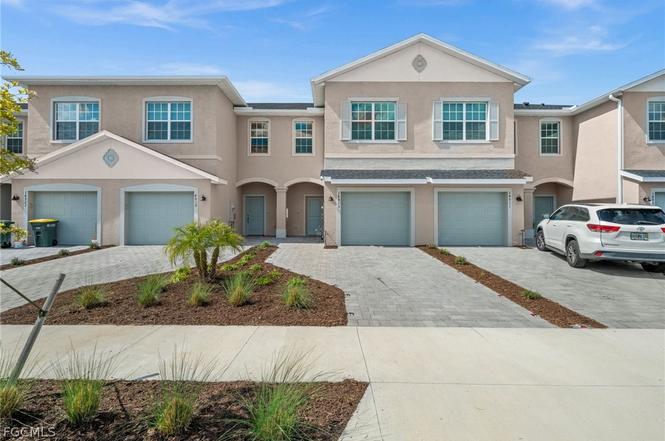 14915 White Pearl Rd