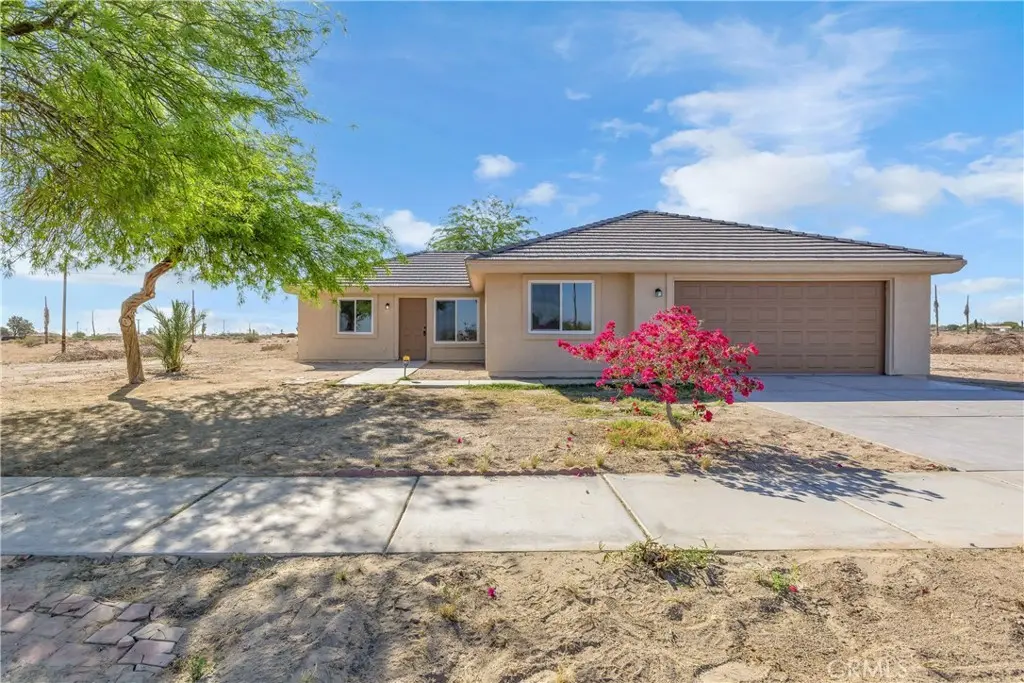 1341 Beach Club Dr