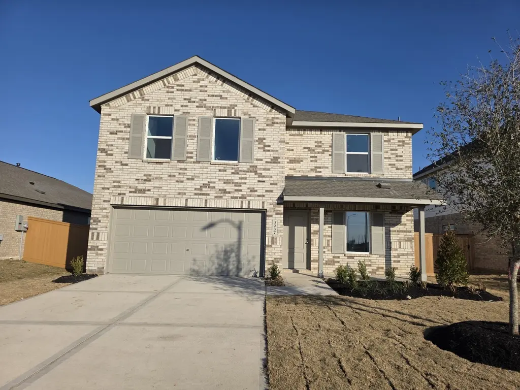 3037 Duskshine Dr