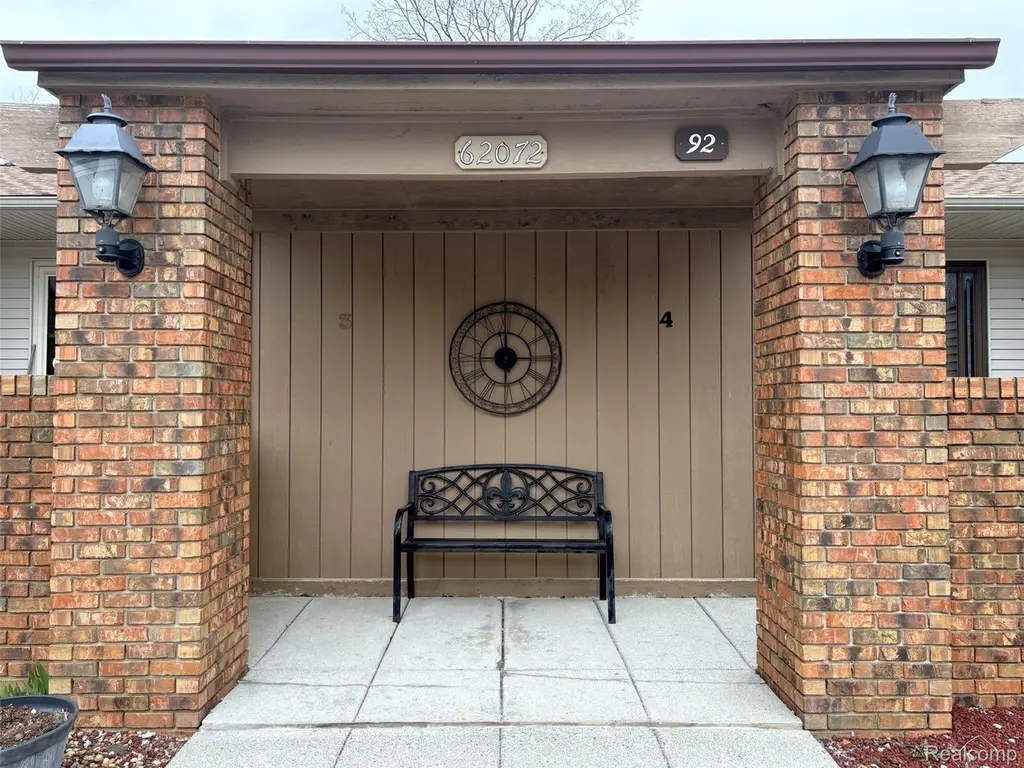 62072 Yorktown - Unit 4