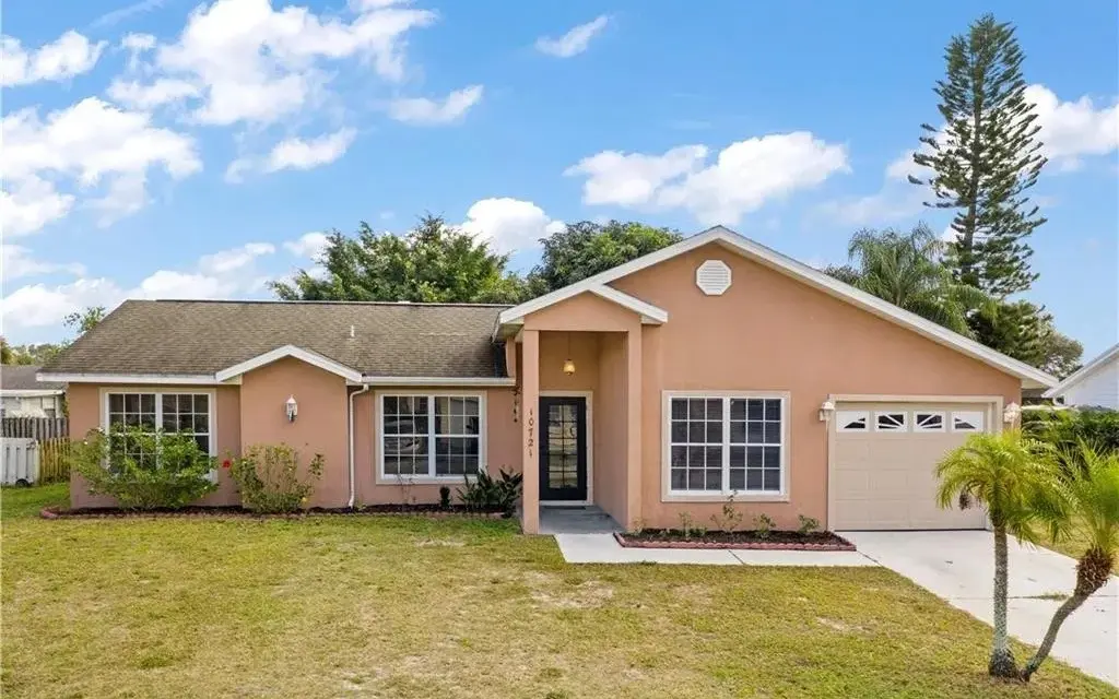 10721 Figtree Ct