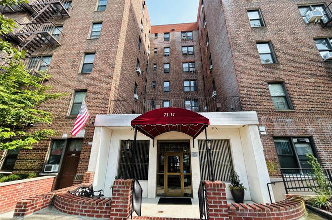 71-11 Yellowstone Blvd Unit 5K