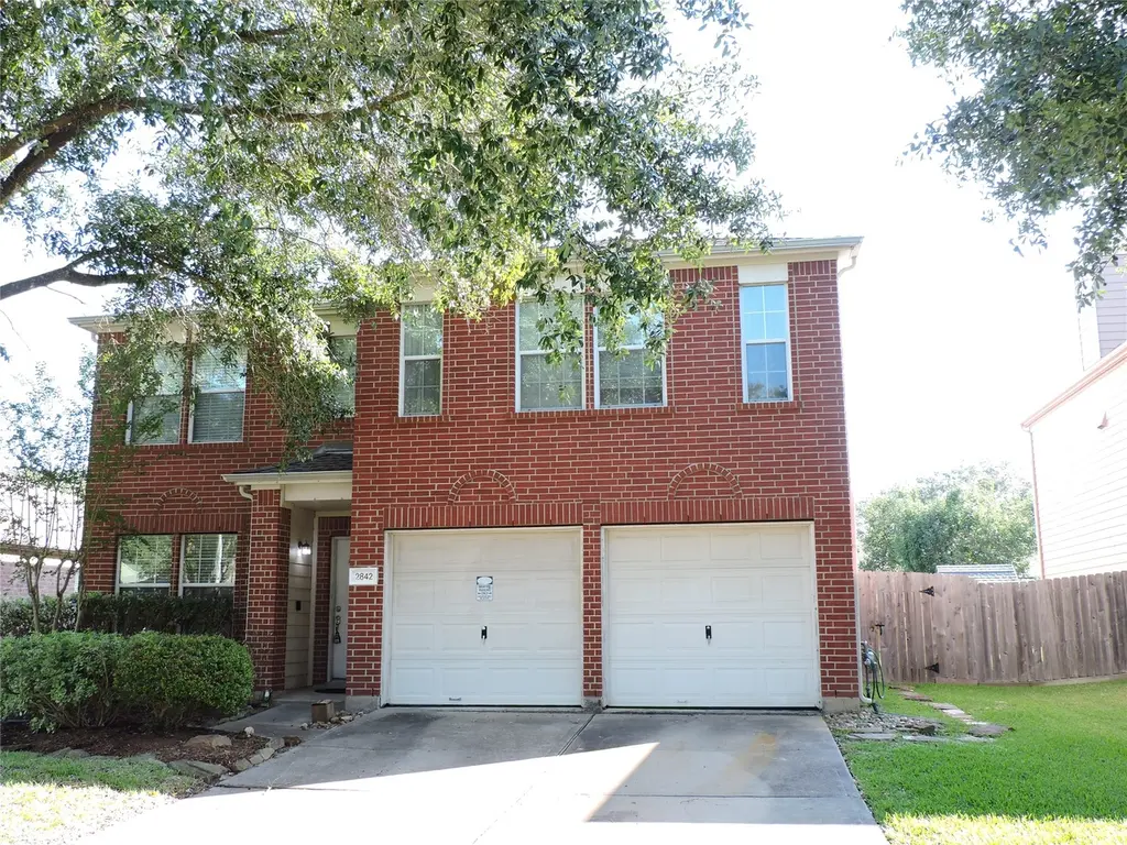 2842 Sandberry Dr