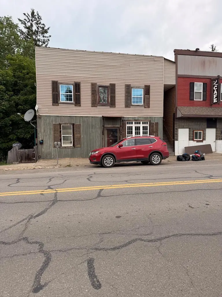 165 W Main St