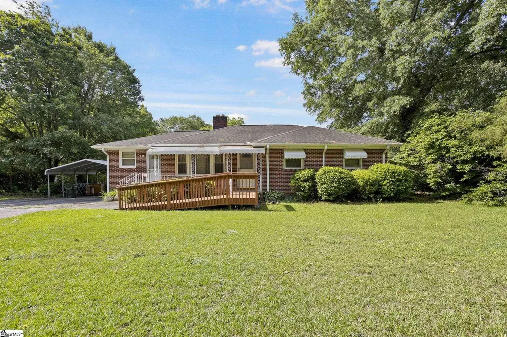 208 Shady Glen Dr